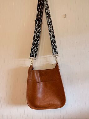 Classic Tan Crossbody Bag with Leopard Strap